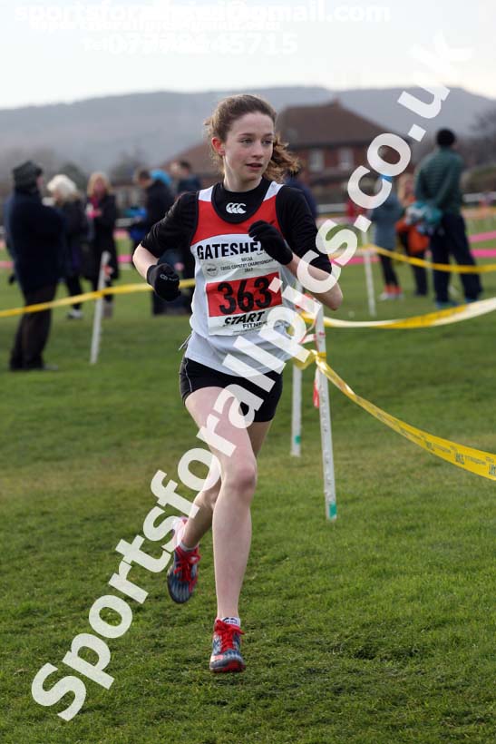 Girls under-15 North Eastern Cross Country, Redcar. Photo:  David T. Hewitson/Sports for All Pics
